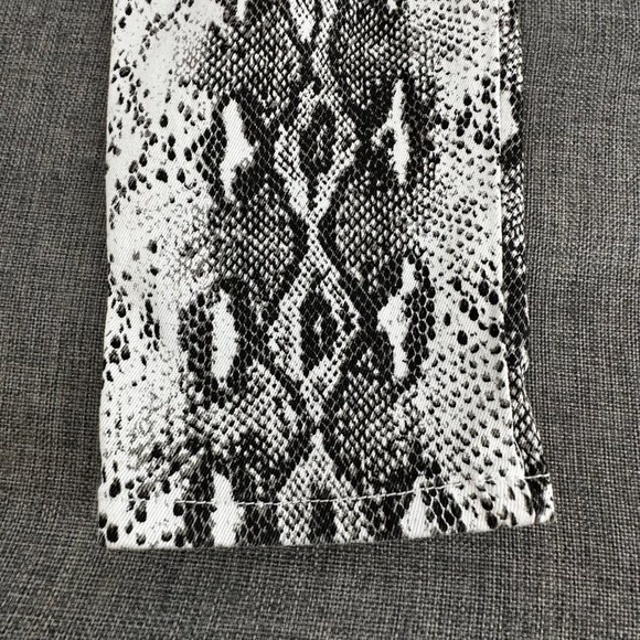 AKIRA Leopard Skinny  Pants Belted Size‎ 1 Juniors Stretch Cotton Spandex White - Picture 13 of 16